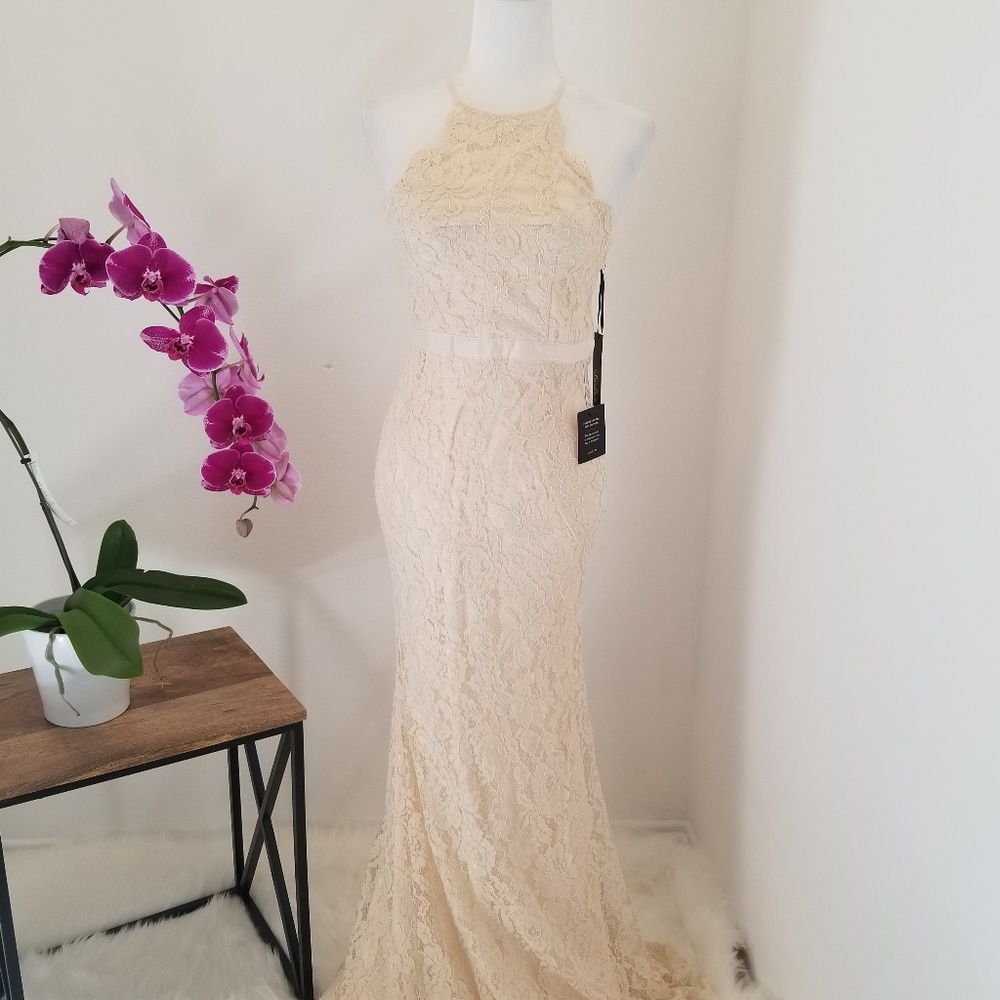 Lulu's Zenith Lace Maxi Dress NWT Size Medium